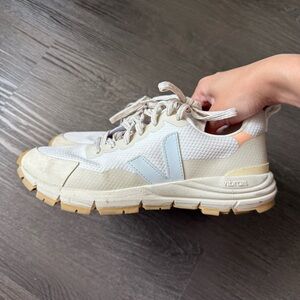 Veja Dekkan Alveomesh Sneaker